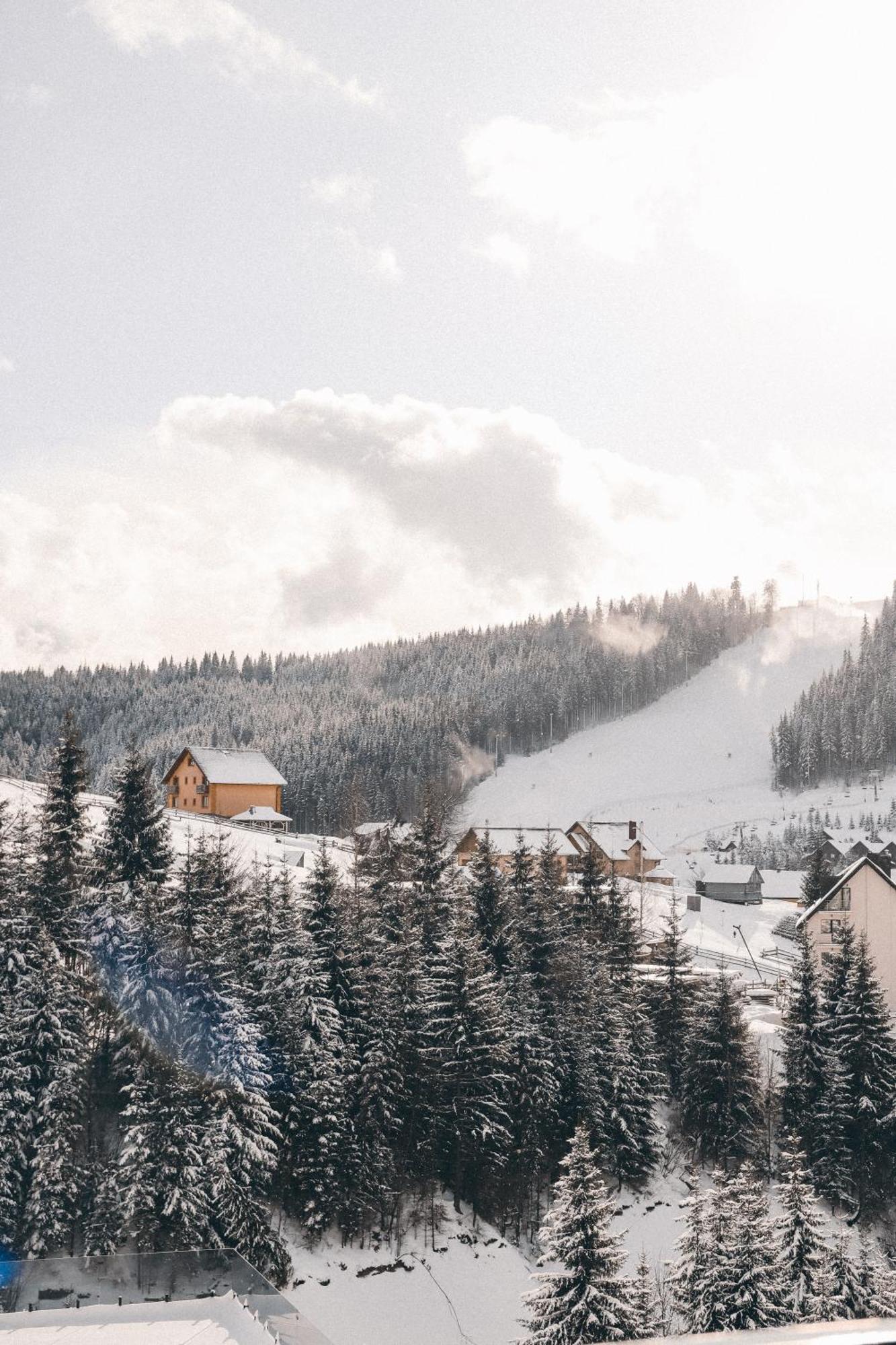 Vilson Hotel Bukovel Exterior photo